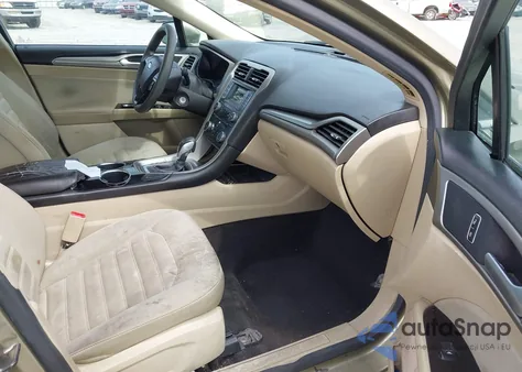 2013 Ford Fusion Se z USA, uszkodzony, nr VIN 3FA6P0H77DR167569